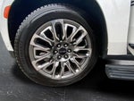 2023 Yukon XL Thumbnail 32