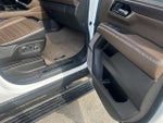 2025 Yukon XL Thumbnail 13
