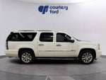 2011 Yukon XL Thumbnail 8
