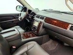 2014 Yukon XL Thumbnail 26