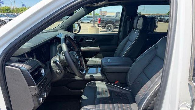 2025 GMC Yukon AT4 Ultimate