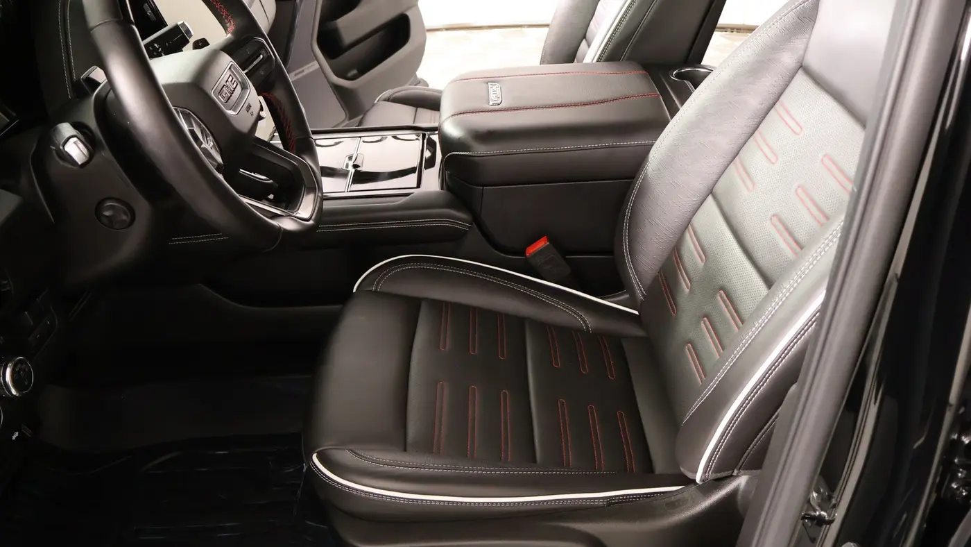 2025 GMC Yukon AT4 Ultimate