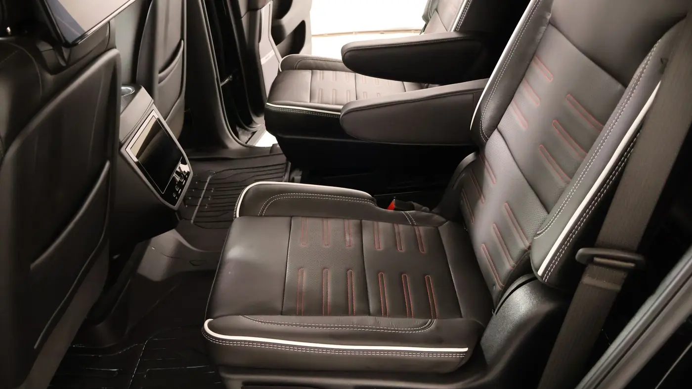 2025 GMC Yukon AT4 Ultimate