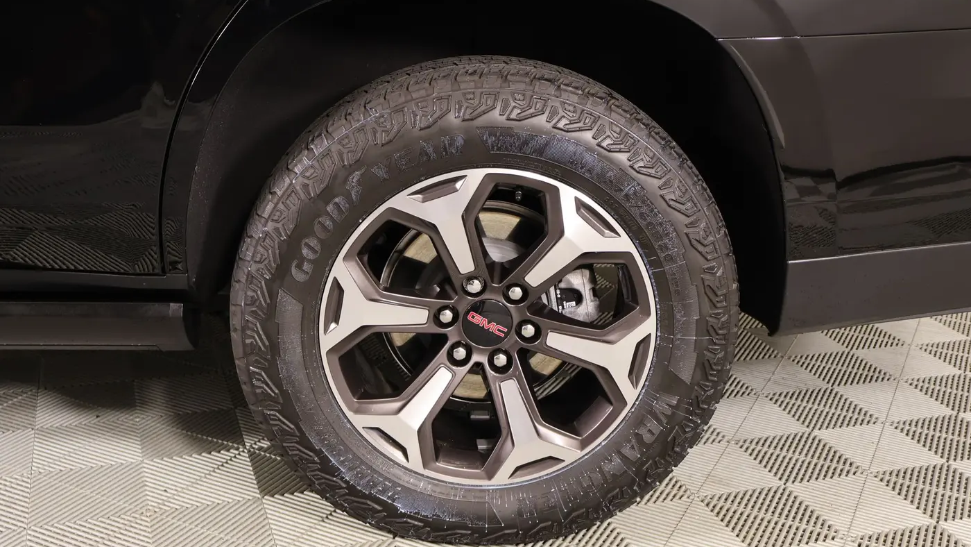 2025 GMC Yukon AT4 Ultimate