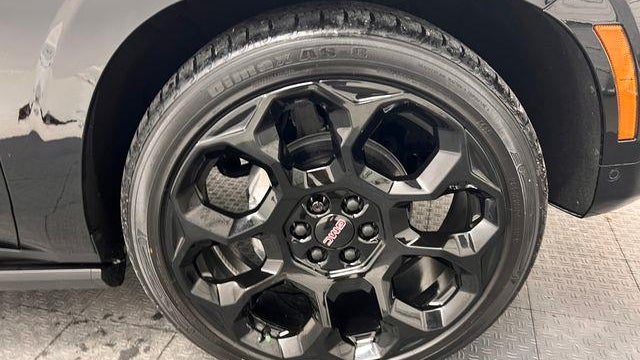 2025 GMC Yukon XL AT4 Ultimate