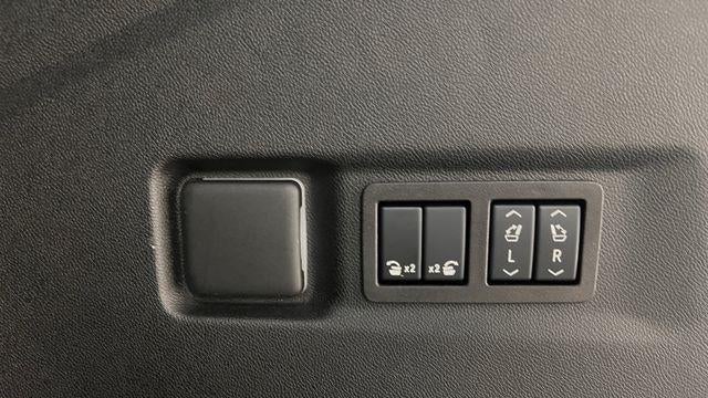 2025 GMC Yukon XL AT4 Ultimate
