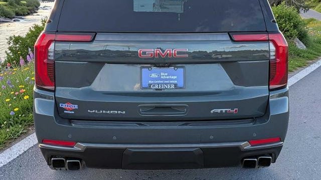 2025 GMC Yukon XL AT4 Ultimate