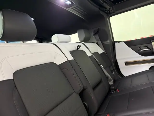 2025 GMC Hummer Ev Suv - $71,000