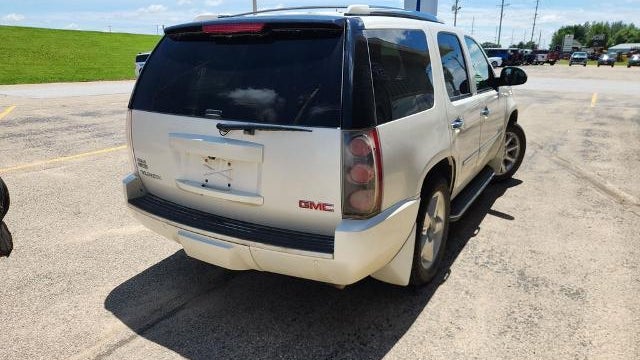 2010 GMC Yukon Denali