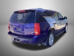 2010 Yukon XL Thumbnail 3