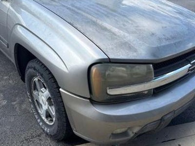 2002 Chevrolet Trailblazer LT 4WD 4DR SUV
