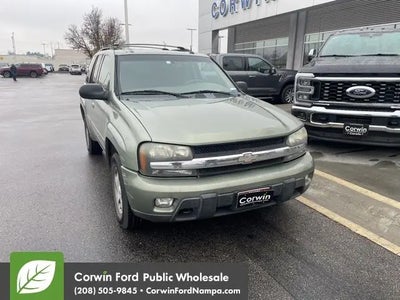 2004 Chevrolet Trailblazer LS 4WD 4DR SUV