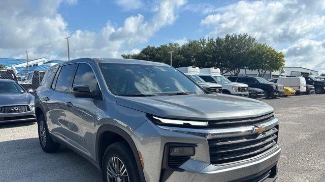 2024 Chevrolet Traverse LS