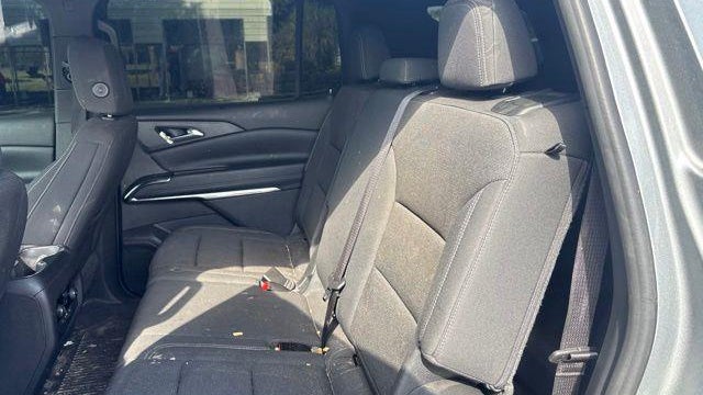 2024 Chevrolet Traverse LS