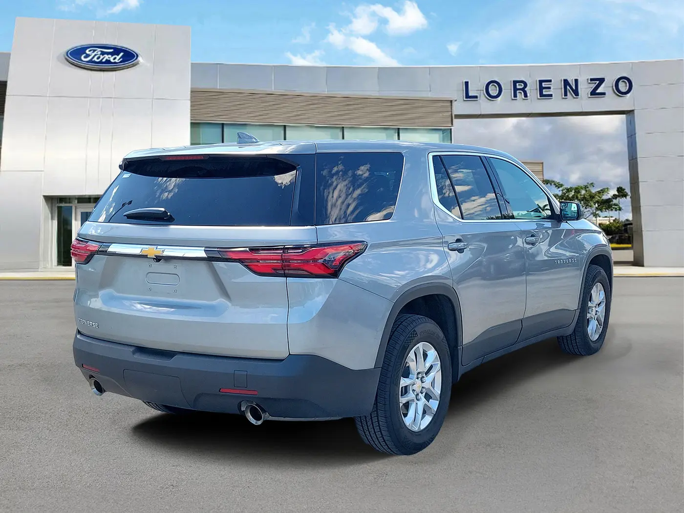 2023 Chevrolet Traverse - $22,880