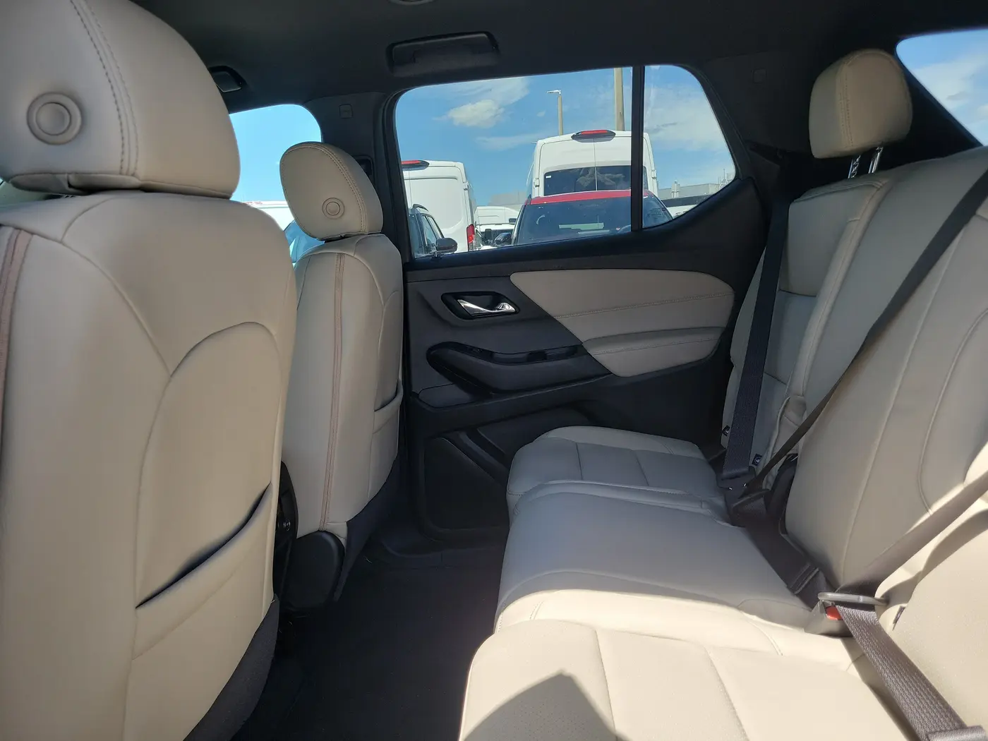 2023 Chevrolet Traverse - $22,880