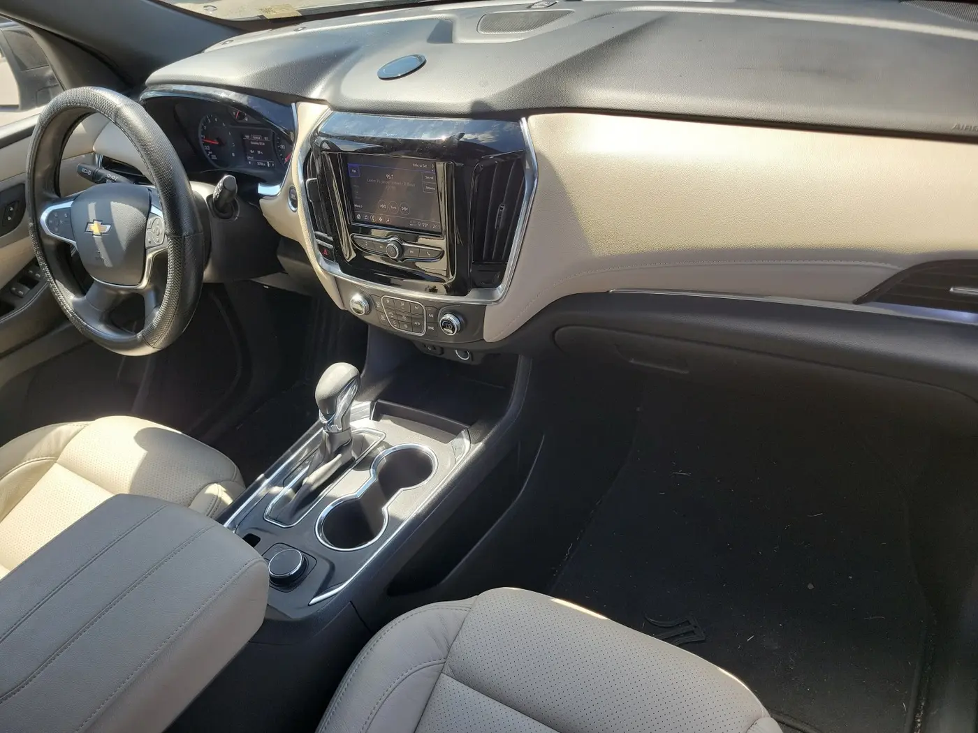 2023 Chevrolet Traverse - $22,880