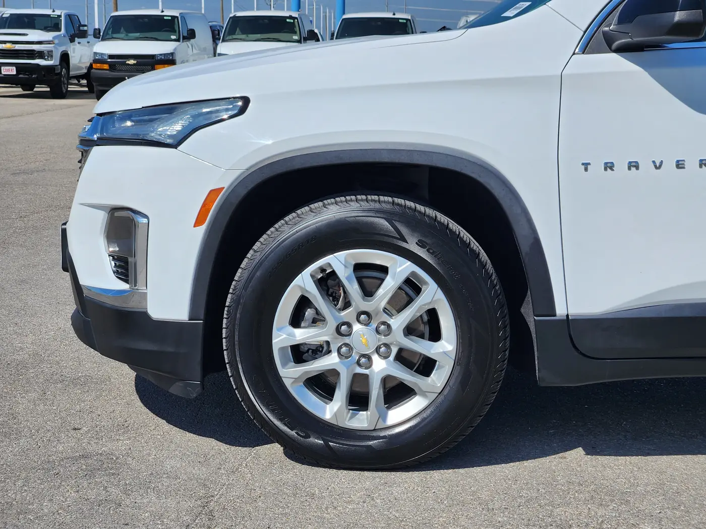 2023 Chevrolet Traverse - $24,616