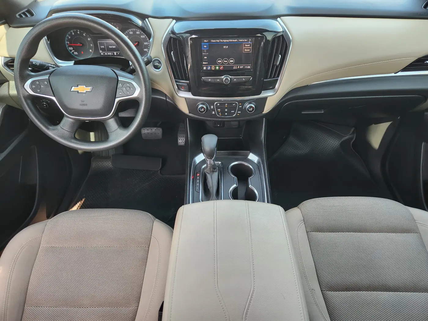 2023 Chevrolet Traverse - $24,616
