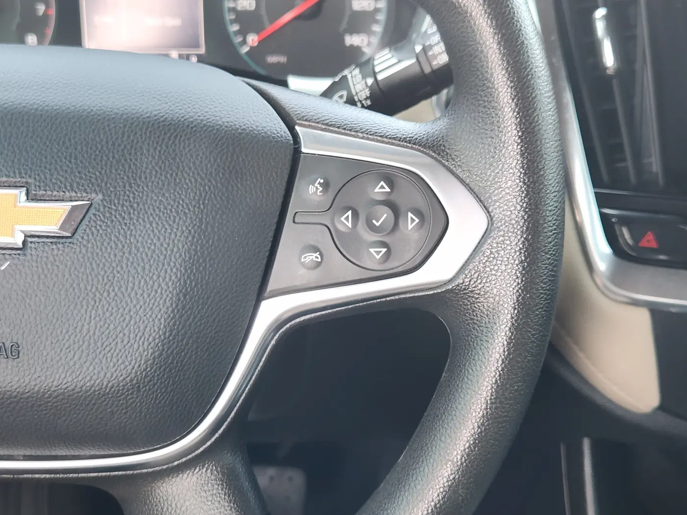 2023 Chevrolet Traverse - $24,616