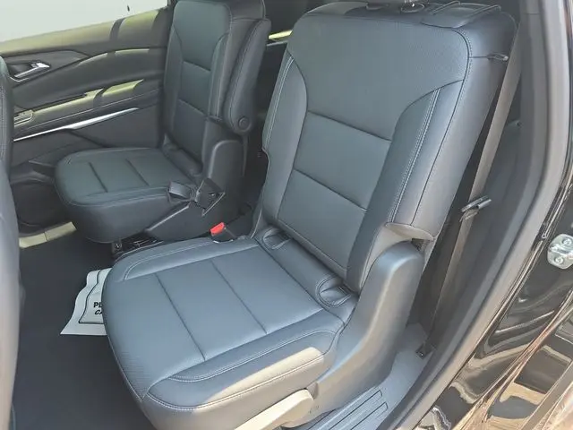 2026 Chevrolet Traverse - $37,625