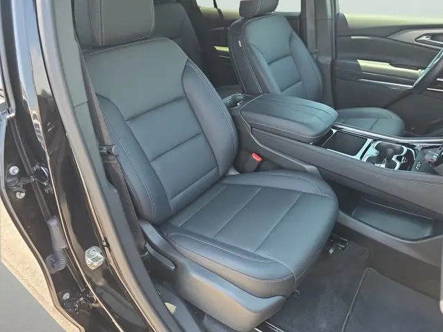 2026 Chevrolet Traverse - $37,625