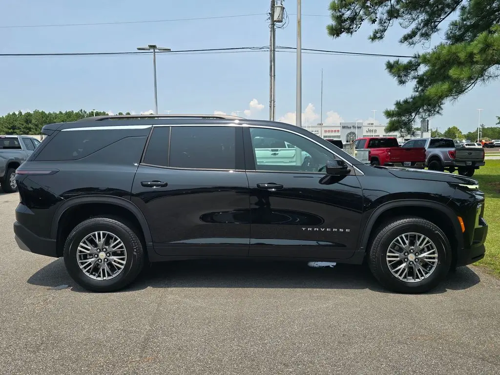 2026 Chevrolet Traverse - $40,381