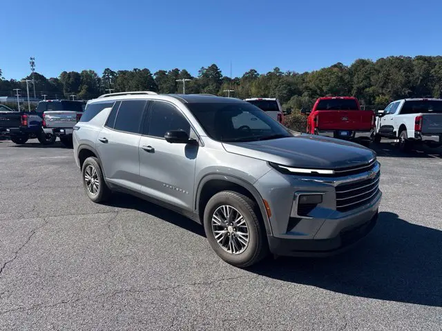 2024 Chevrolet Traverse - $32,599