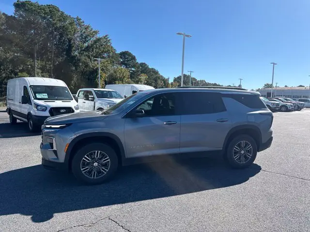 2024 Chevrolet Traverse - $32,599