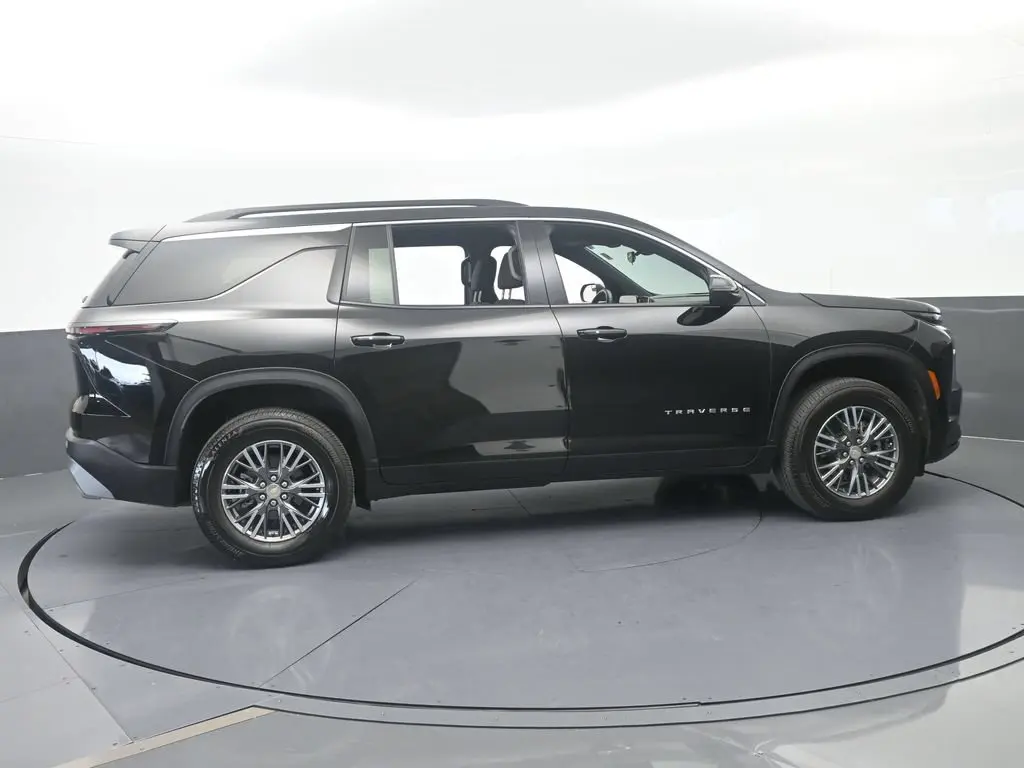 2026 Chevrolet Traverse - $36,054