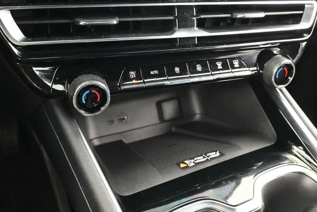 2026 Chevrolet Traverse - $36,054
