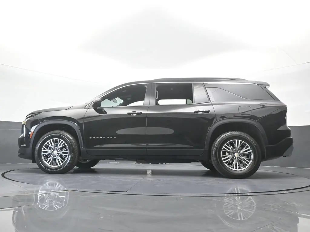 2026 Chevrolet Traverse - $36,054