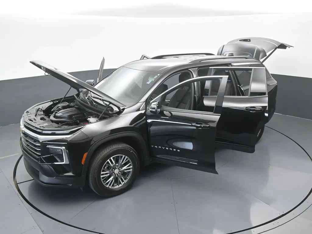 2026 Chevrolet Traverse - $36,054