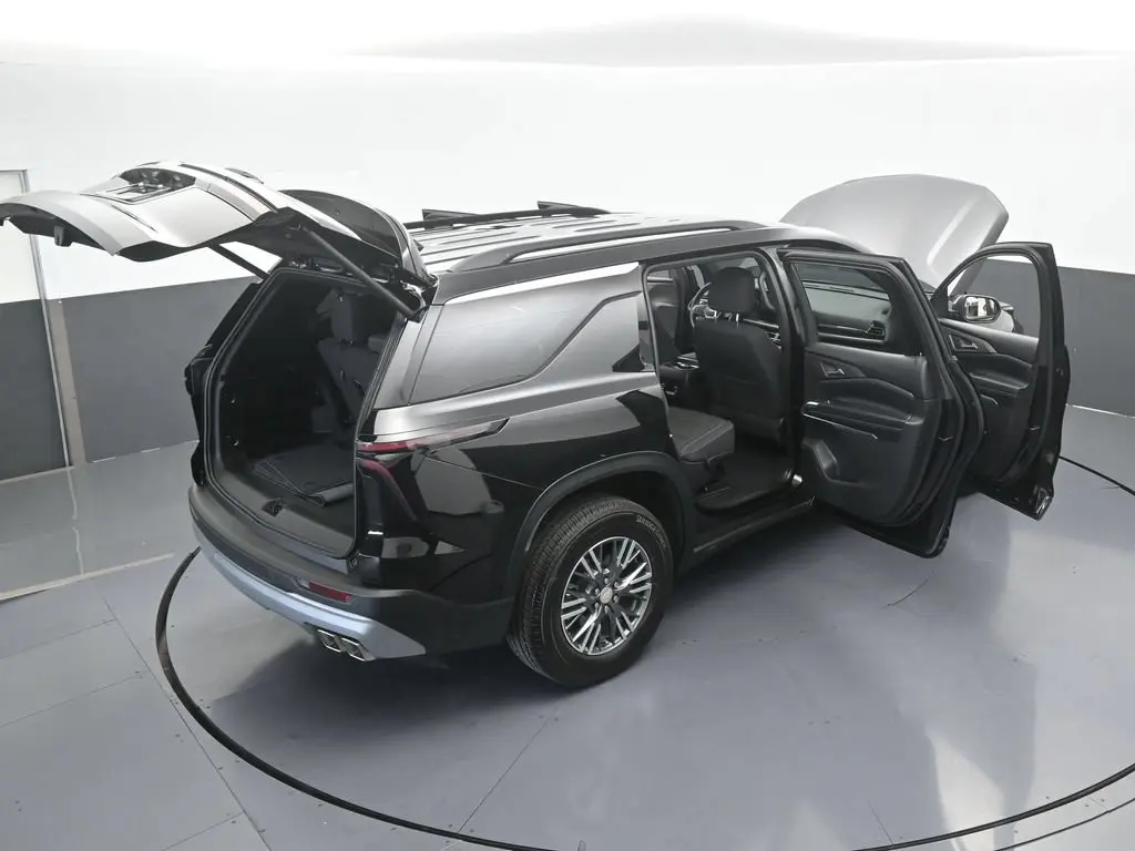2026 Chevrolet Traverse - $36,054