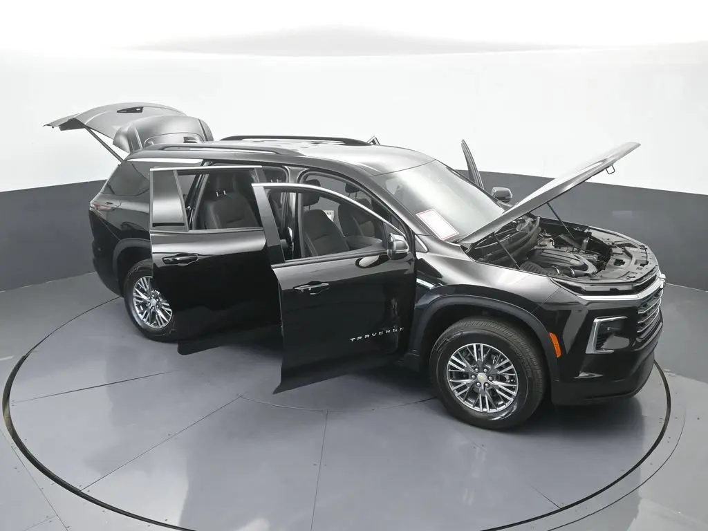 2026 Chevrolet Traverse - $36,054