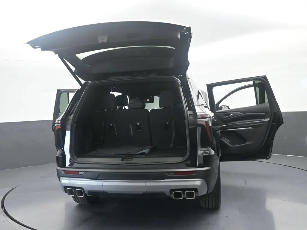 2026 Chevrolet Traverse - $36,054