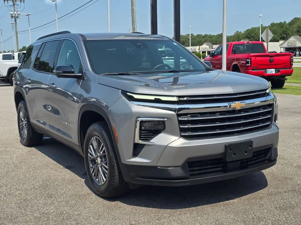 2026 Chevrolet Traverse - $38,904