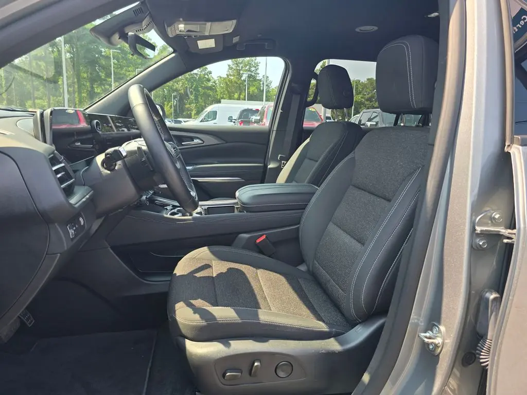 2026 Chevrolet Traverse - $38,904