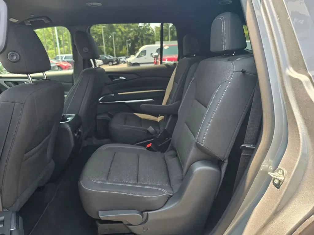 2026 Chevrolet Traverse - $38,904