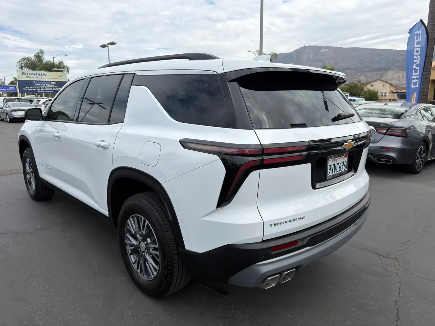 2026 Chevrolet Traverse - $38,805