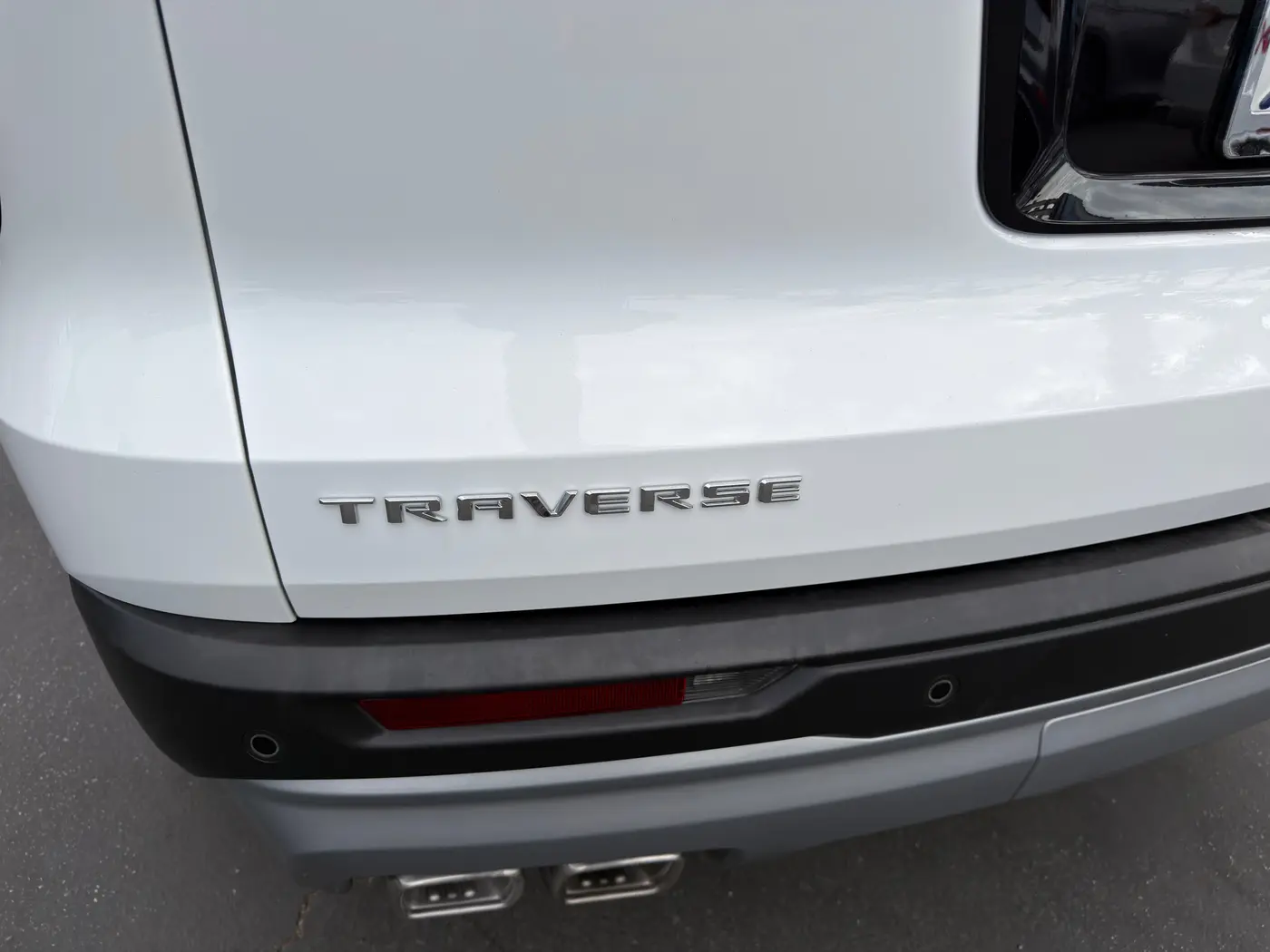 2026 Chevrolet Traverse - $38,805