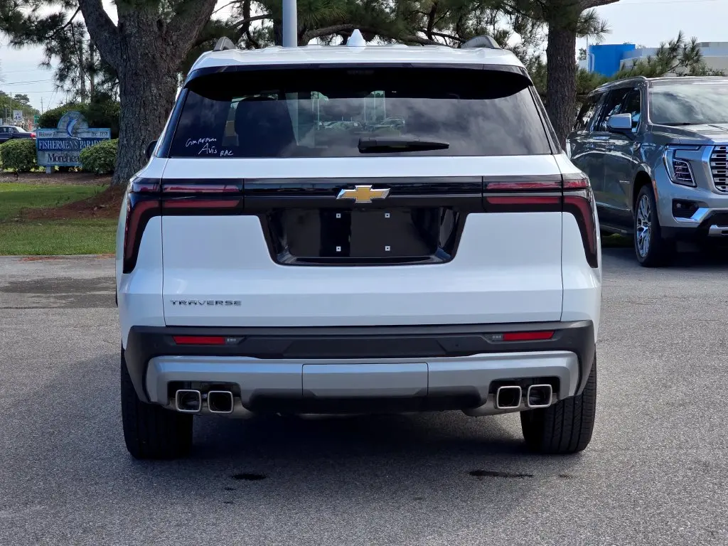 2026 Chevrolet Traverse - $38,399