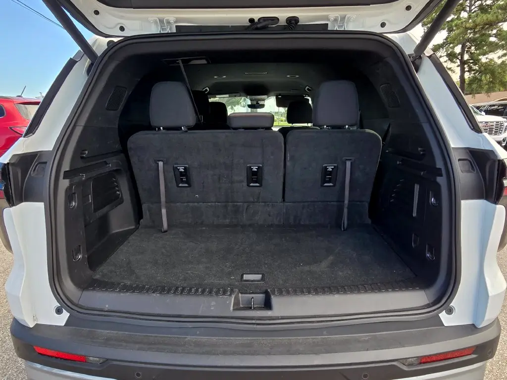 2026 Chevrolet Traverse - $38,399