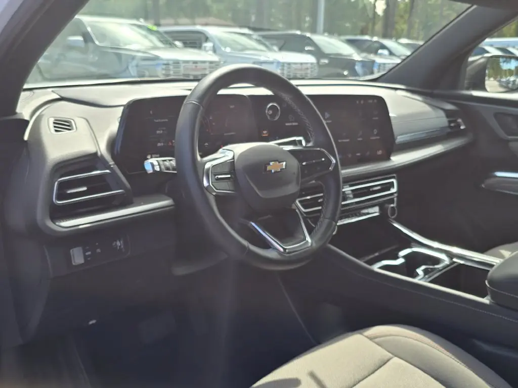 2026 Chevrolet Traverse - $38,399