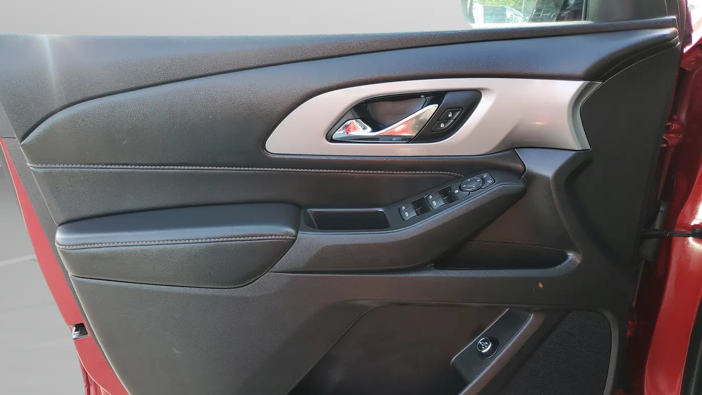 2018 Chevrolet Traverse LT Cloth