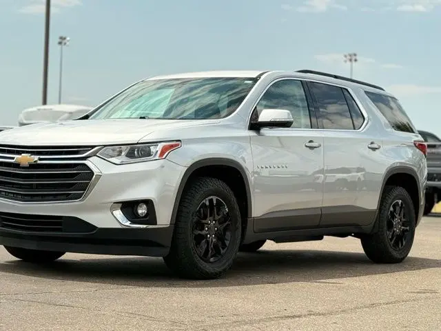 2020 Chevrolet Traverse - $14,500