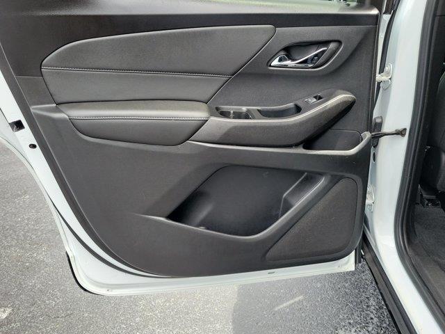 2023 Chevrolet Traverse - $25,570