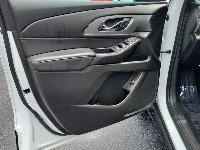 2023 Chevrolet Traverse - $25,570