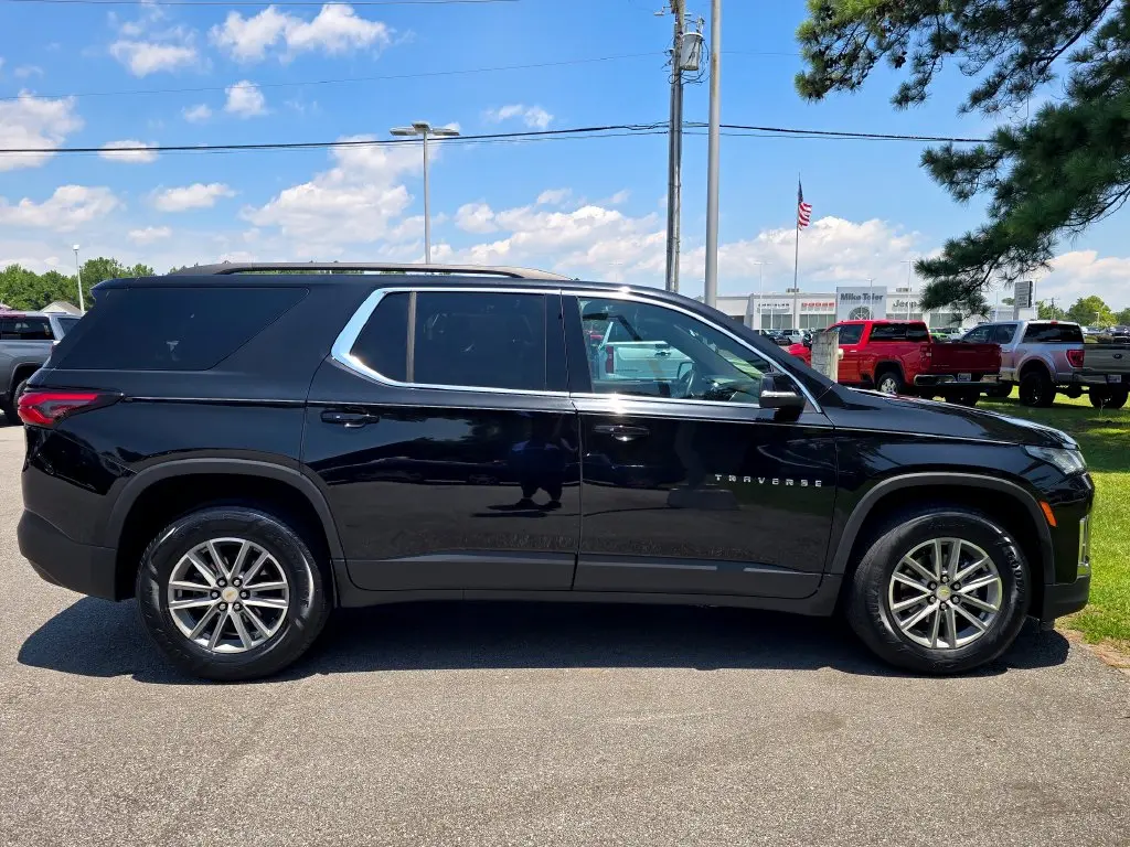 2023 Chevrolet Traverse - $27,909