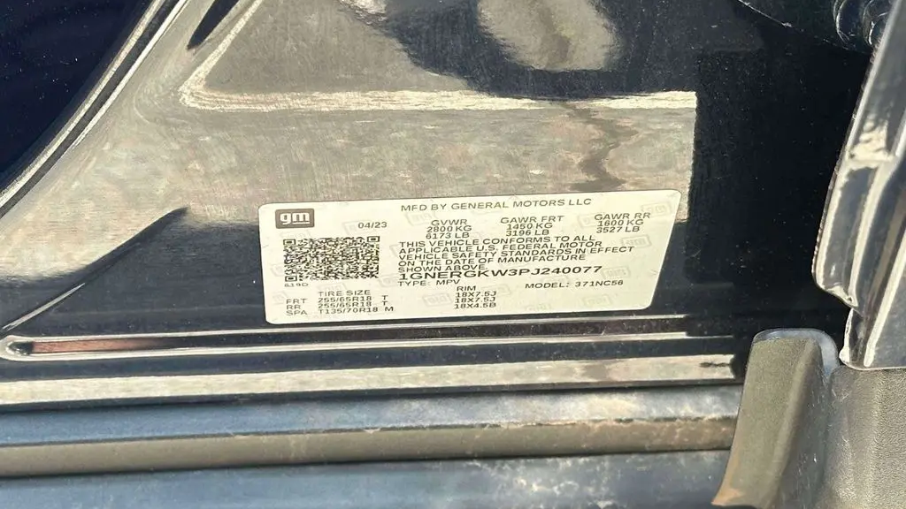 2023 Chevrolet Traverse LT Cloth